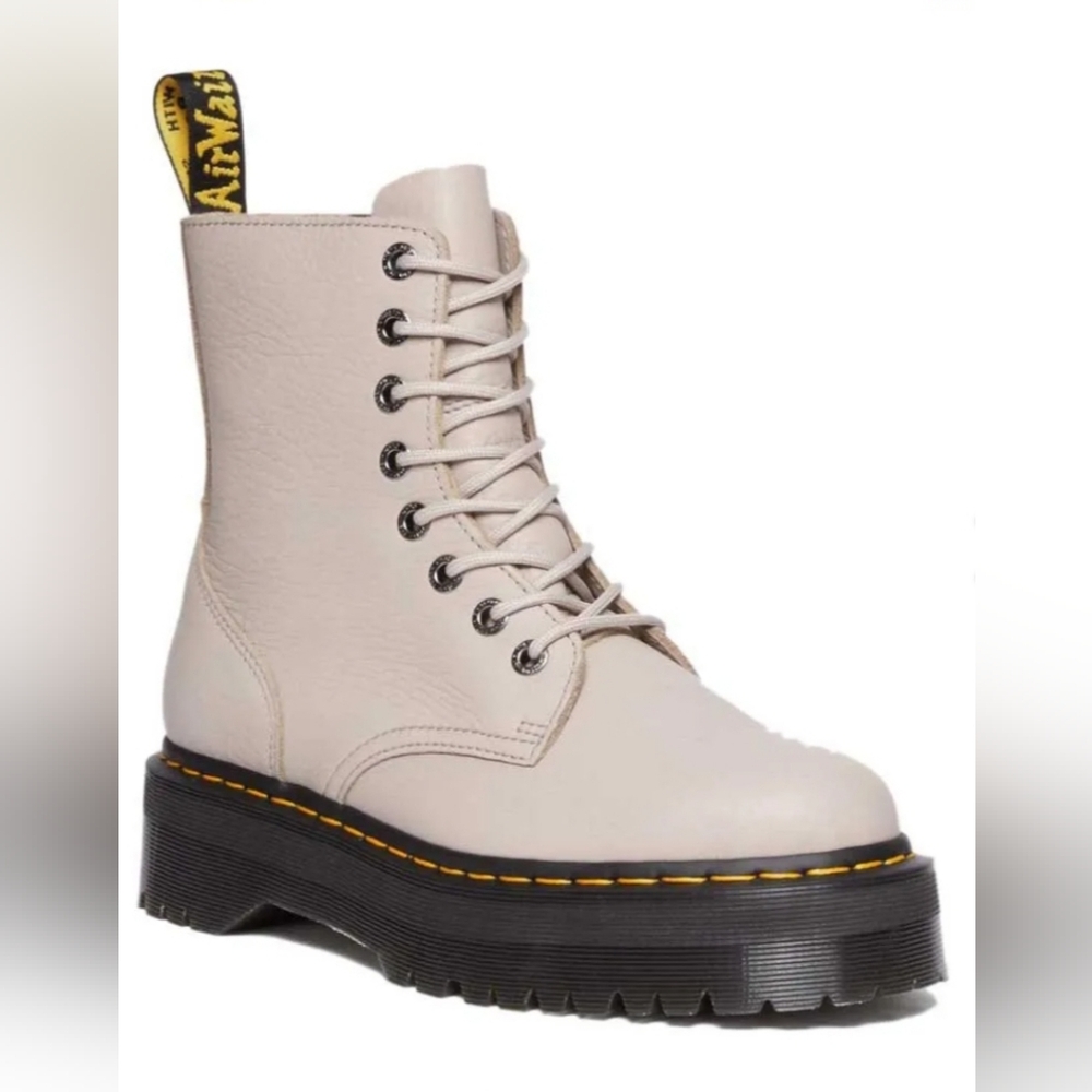 Dr Martens Jadon III Boots (NWOT)